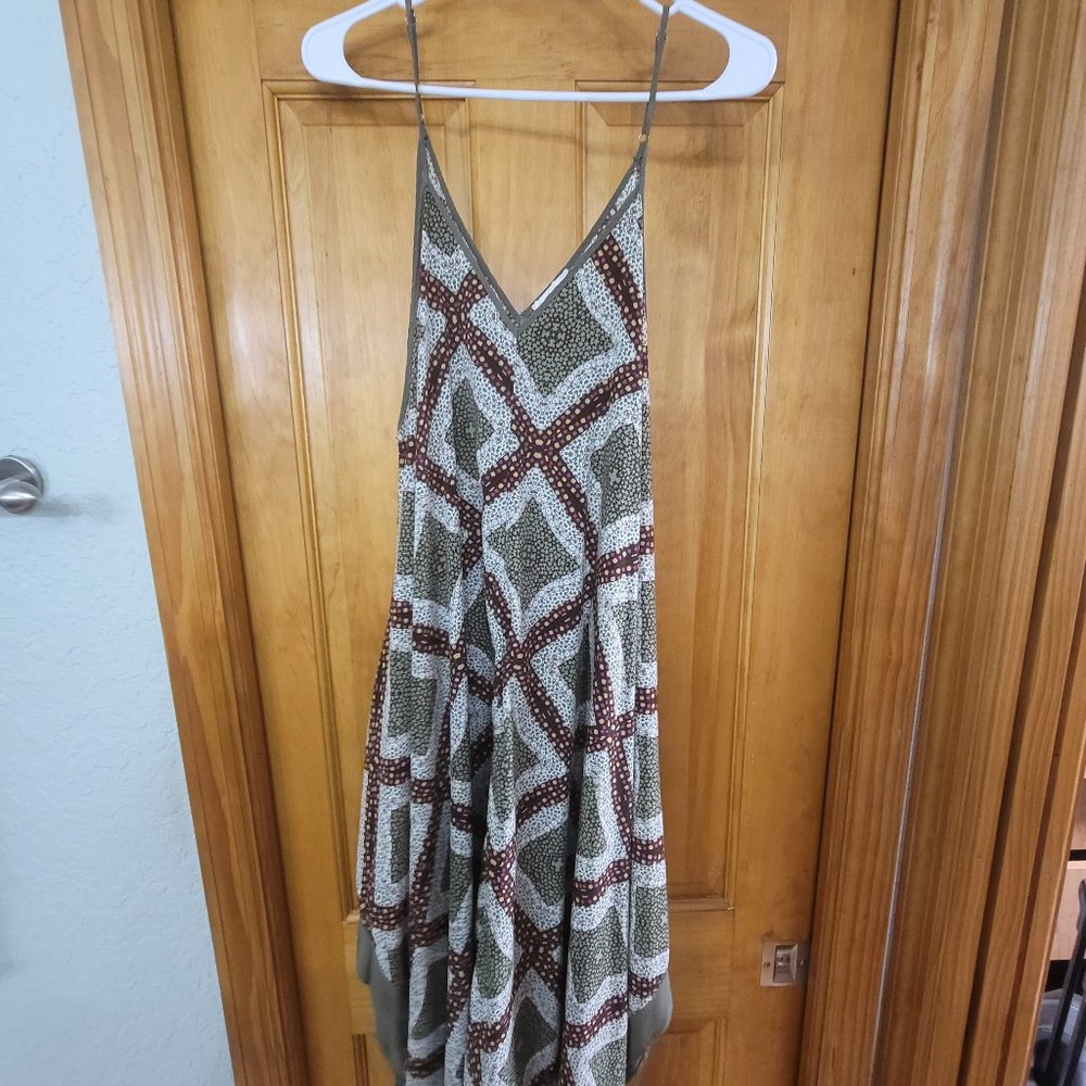 Easel Dress